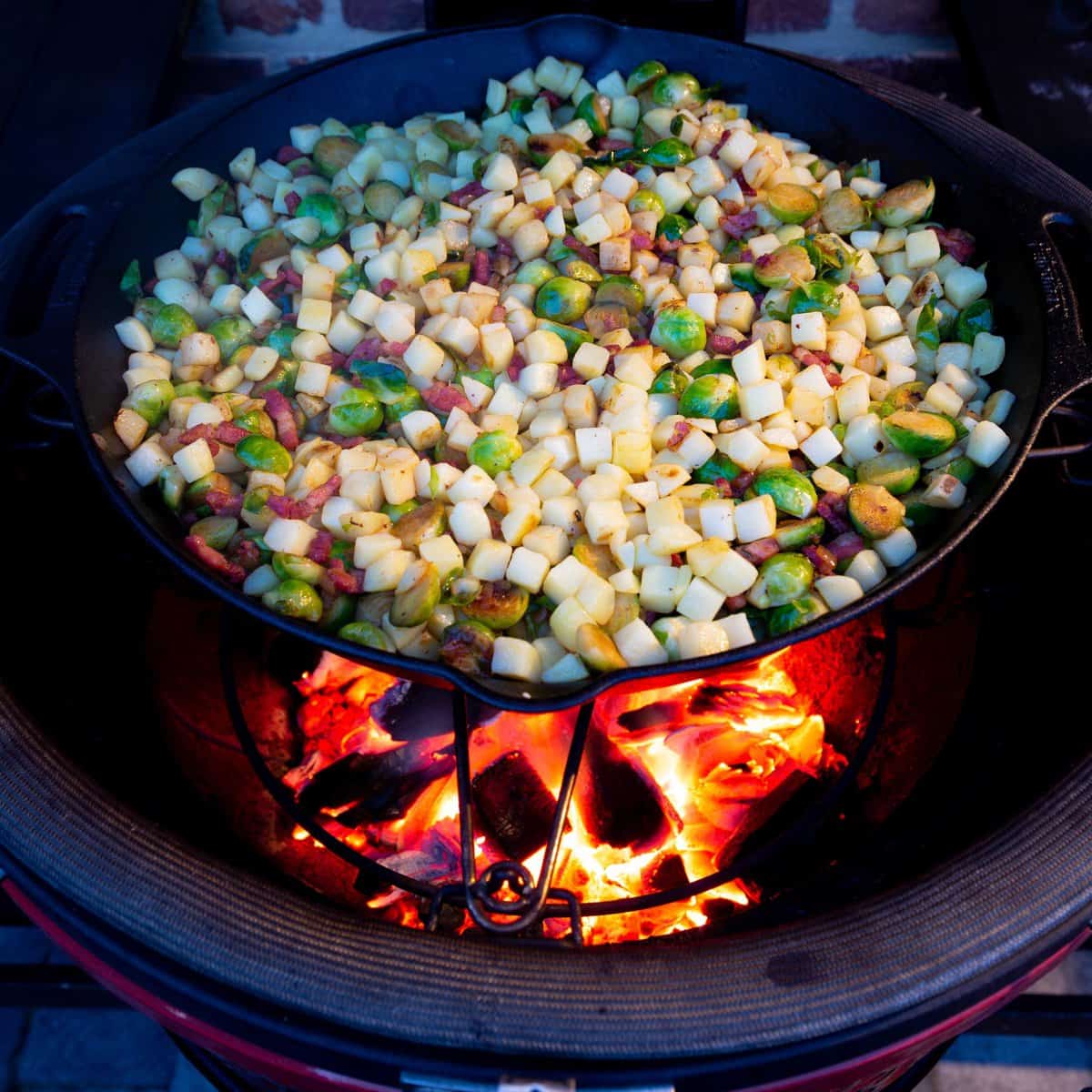 Spruitjes met spek en krieltjes