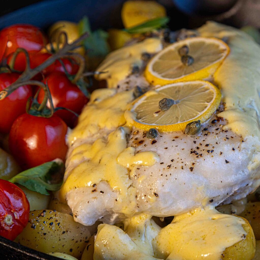 Kabeljauwschotel met hollandaise saus